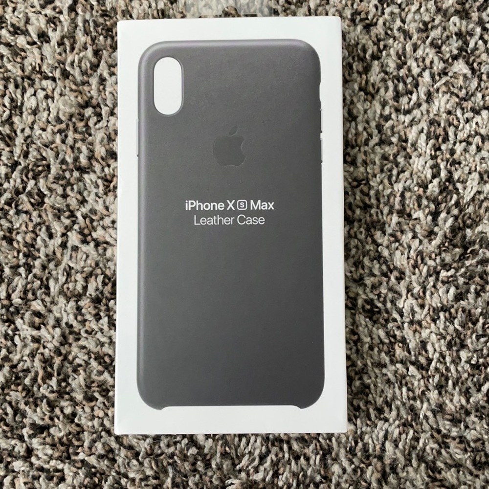 iPhone XS Max leather phone case